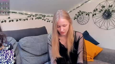 EliteEros online show from April 11, 2:10 pm