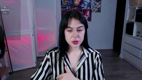 Ari online show from January 31, 3:22 pm