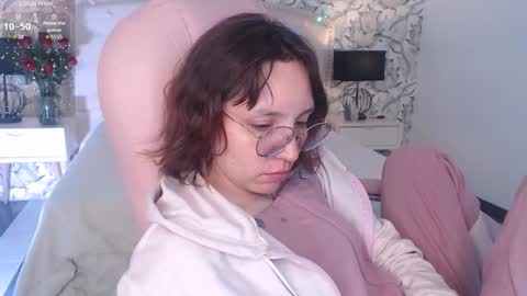 Snapshot of eliza_gh chatting on November 24, 7:24 pm Eliza online show from November 24, 7:24 pm