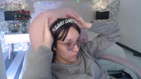 Snapshot of eliza_gh chatting on November 26, 7:26 pm Eliza online show from November 26, 7:26 pm