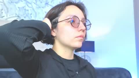 Eliza online show from May 6, 7:08 pm
