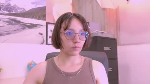 Eliza online show from May 11, 7:33 pm