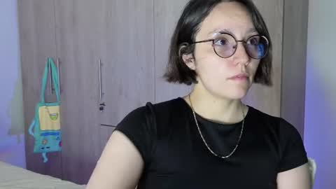 Eliza online show from July 22, 5:05 pm