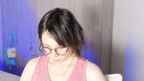 Eliza online show from July 23, 3:43 pm