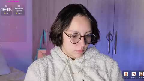 Eliza online show from July 25, 2:47 pm