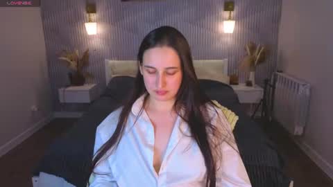 Elizabet online show from July 6, 3:03 pm