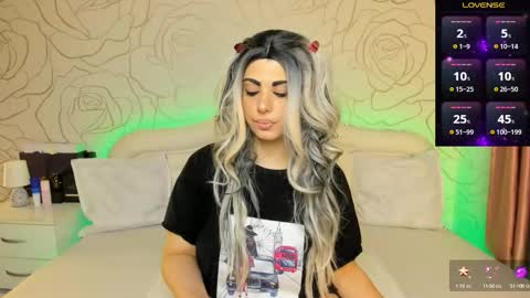 Eliza online show from September 10, 6:19 pm