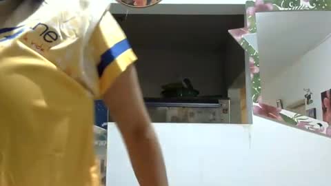 Elizabeth Martinez  online show from December 17, 6:53 pm