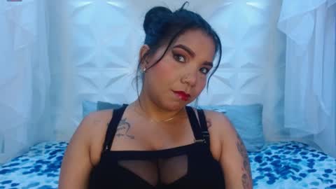 Elizabeth  online show from March 26, 12:11 pm