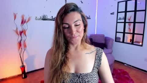 Snapshot of elizabeth_taylor_b chatting on December 3, 10:52 pm Elizabeth online show from December 3, 10:52 pm