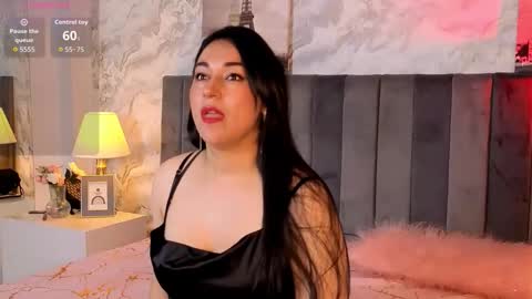 elizabth online show from December 4, 12:03 pm