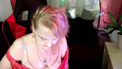 Hellomy name is Liset Monroe online show from June 7, 4:44 pm