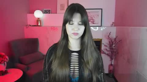 Snapshot of elizamild chatting on November 4, 1:43 pm Eliza online show from November 4, 1:43 pm