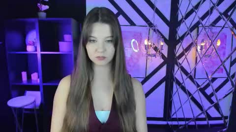 Snapshot of elizamild chatting on November 25, 1:44 pm Eliza online show from November 25, 1:44 pm