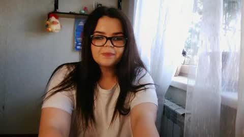 elizamoonlight online show from June 3, 2:33 pm