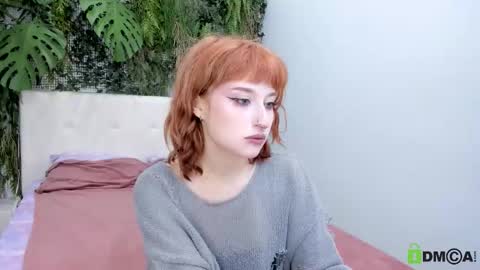 Snapshot of elizanik chatting on September 18, 5:42 am Eliza online show from September 18, 5:42 am