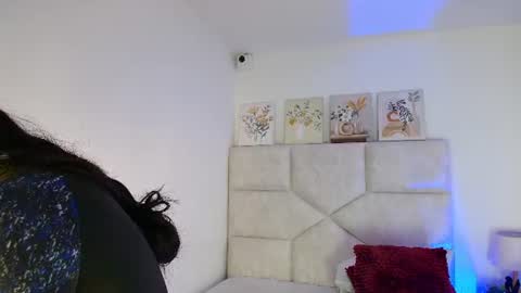 Eliza online show from July 23, 11:52 am