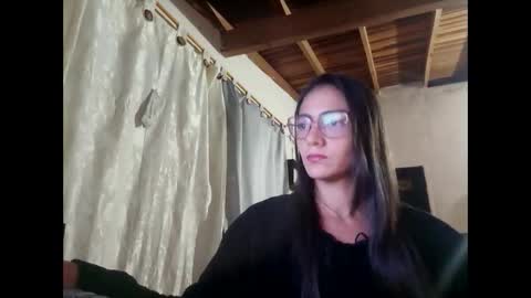 elizka 00 online show from March 31, 3:30 am