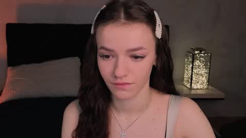 elizzza_ online show from February 12, 5:13 am