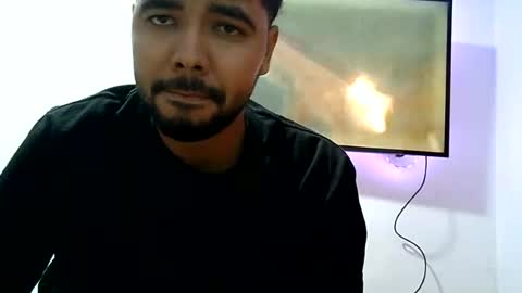 elkingcol online show from August 1, 2:44 am