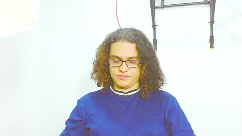 Snapshot of elkingthe chatting on January 4, 4:22 pm Diana online show from January 4, 4:22 pm