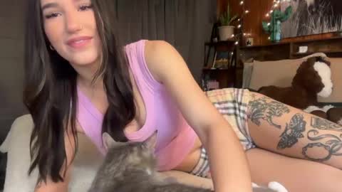 Ella online show from April 30, 12:22 pm
