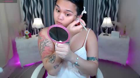 Snapshot of ella_fantasia chatting on October 1, 11:16 am HI ITS ME ELLA online show from October 1, 11:16 am