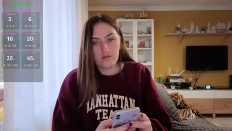 Snapshot of ella_max_live chatting on February 10, 7:34 am Ella Max online show from February 10, 7:34 am