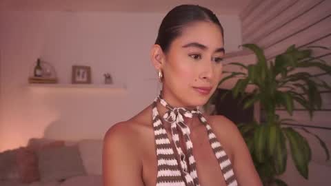 ELLA OWEN online show from March 3, 2:07 am