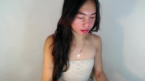 ella_walkerxxx online show from April 25, 11:35 pm