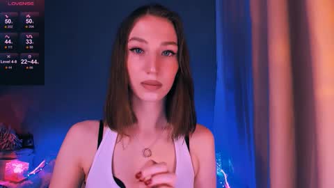 ellaamber online show from January 7, 3:09 am