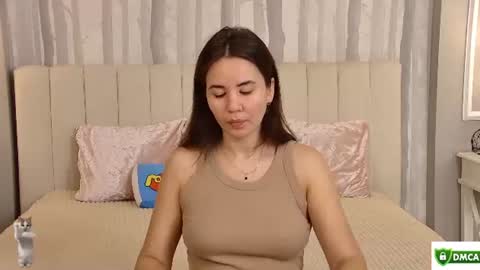 Snapshot of ellaander chatting on July 14, 4:17 am Ella online show from July 14, 4:17 am