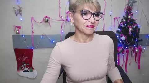 EllaBonito online show from January 12, 6:28 am