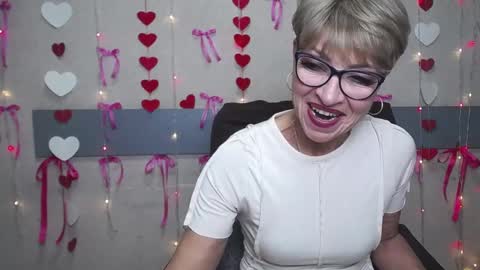 EllaBonito online show from January 30, 9:25 am