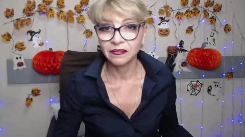 EllaBonito online show from November 11, 6:35 am