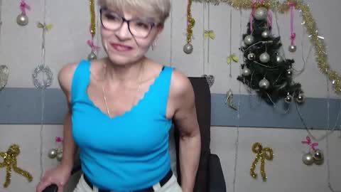 EllaBonito online show from January 9, 6:38 am