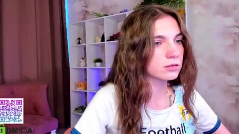 Sweet Ella online show from June 24, 12:15 pm