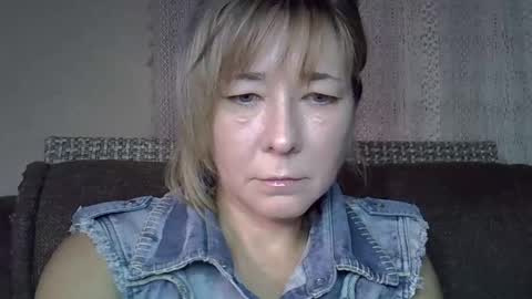 Snapshot of ellajohnsonx chatting on October 16, 4:52 pm ellajohnsonx online show from October 16, 4:52 pm