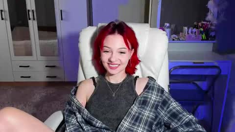 Snapshot of ellales chatting on November 1, 6:48 am ellales online show from November 1, 6:48 am