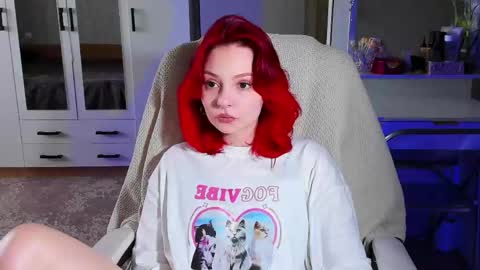 Snapshot of ellales chatting on May 20, 9:48 am ellales online show from May 20, 9:48 am
