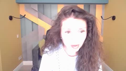EllaLongs online show from April 28, 11:26 am