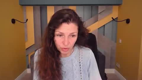 EllaLongs online show from May 3, 11:27 am