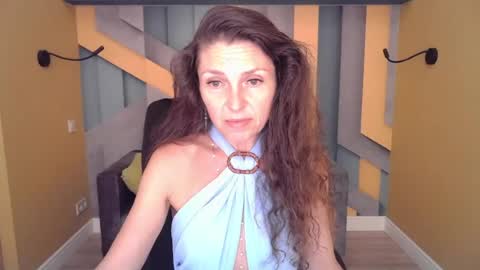EllaLongs online show from June 27, 11:26 am