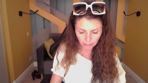 EllaLongs online show from July 16, 11:27 am
