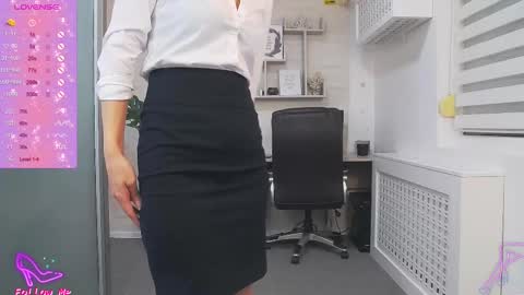            online show from February 19, 2:12 pm