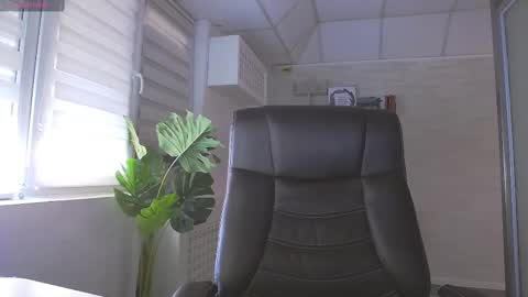            online show from February 24, 1:10 pm