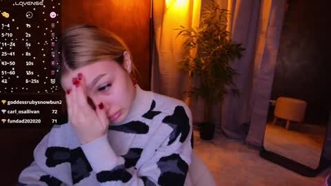 ellamilla online show from January 21, 6:00 am