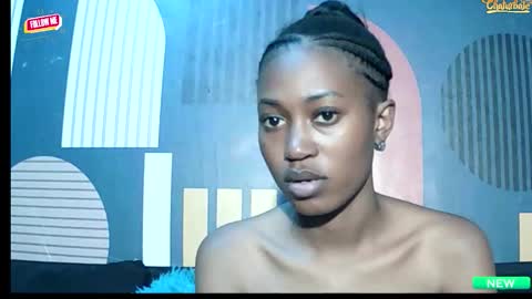 Snapshot of ellandadolly chatting on December 17, 3:34 am Ellanda Dolly online show from December 17, 3:34 am