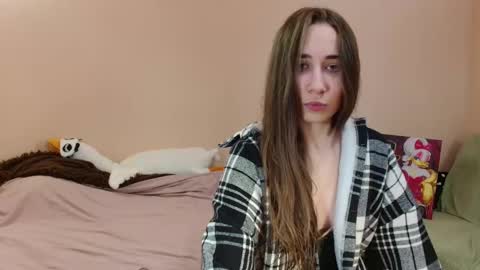Snapshot of ellariavenar chatting on December 5, 4:23 pm EllariaVenar online show from December 5, 4:23 pm
