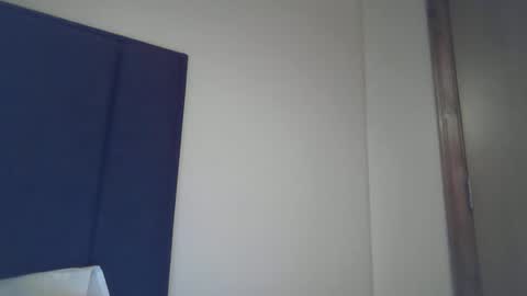 elle010843 online show from November 14, 6:06 pm